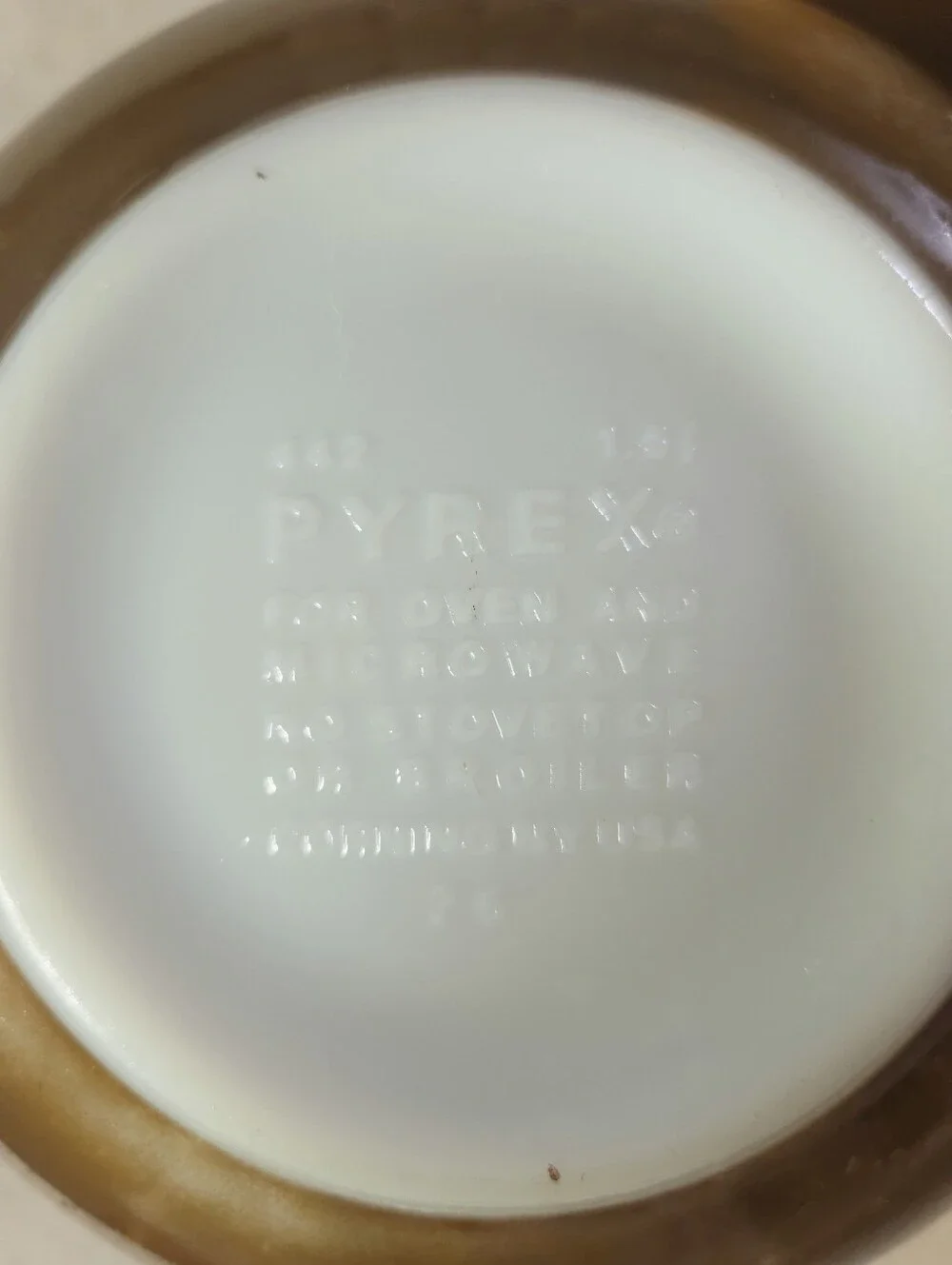 Vintage PYREX Woodland Tan Brown Cinderella Nesting Mixing Bowl Set #442 #443